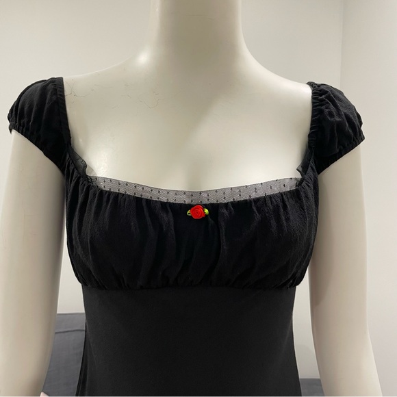 KIMCHI BLUE Urban Outfitters Ana Cap Sleeve Black Mini Dress Size Small - Picture 3 of 16